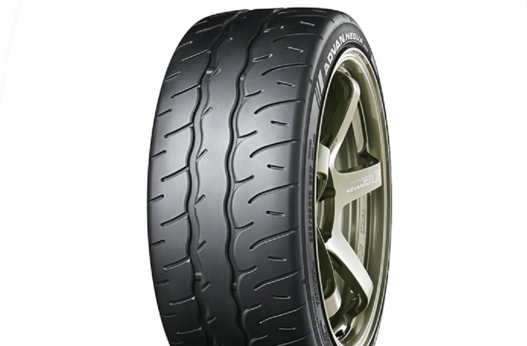 YOKOHAMA ADVAN NEOVA AD09