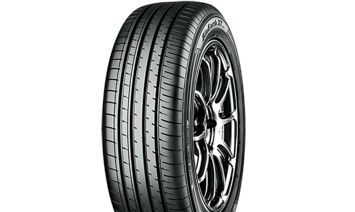 YOKOHAMA BLUEARTH-XT AE61