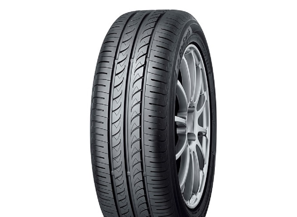 YOKOHAMA BLUEARTH AE-01